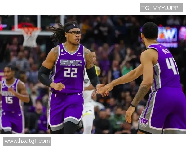 萨克拉门托国王队与洛杉矶快船队商讨小萨博尼斯1换5交易方案